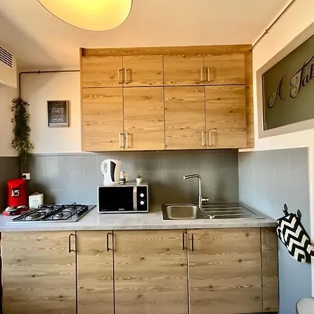 Epicea, Bel Avec Balcon Au Centre Gerardmer