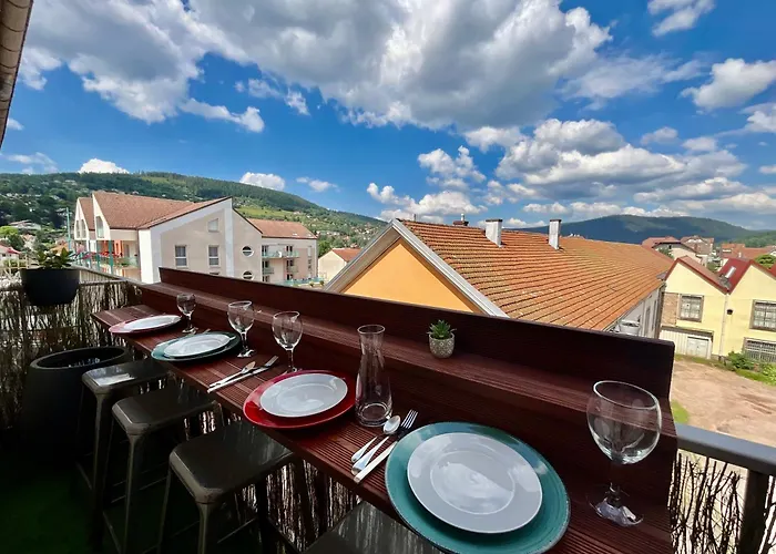 Epicea, Bel Avec Balcon Au Centre 公寓